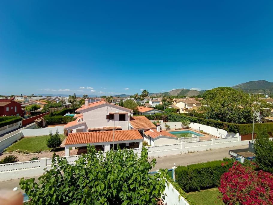 Holiday home Bonito Adosado En Zona Muy Tranquila *